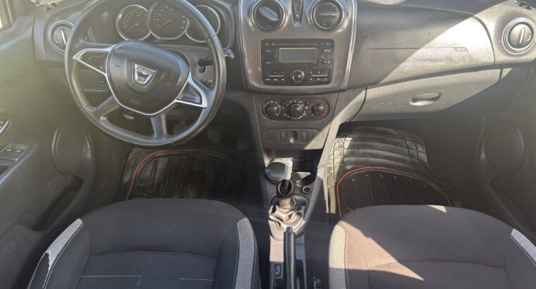 Dacia Sandero II (B52) 0.9 TCe 90ch Stepway