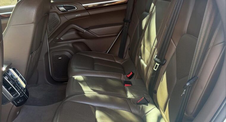Porsche Cayenne II (958) S