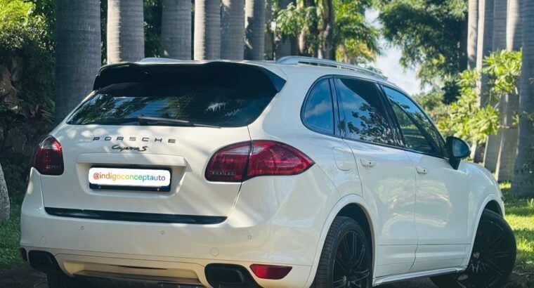 Porsche Cayenne II (958) S