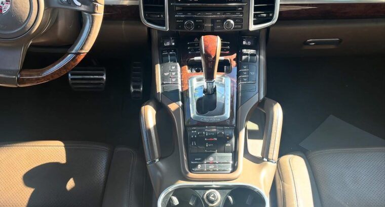 Porsche Cayenne II (958) S